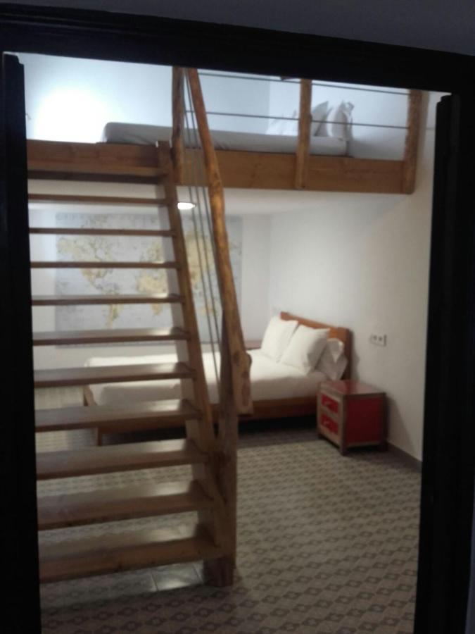 Hostal Extramuros コニル・デ・ラ・フロンテラ エクステリア 写真